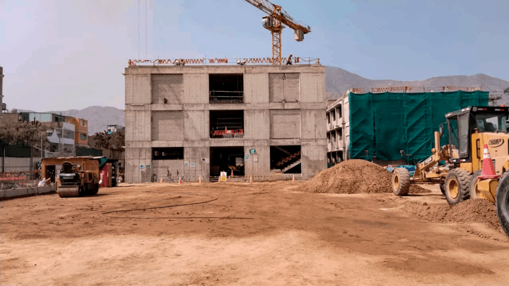 Escuela del Bicentenario - S.J.L